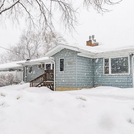 New Remodeled Townhome In Central Fargo Exterior foto