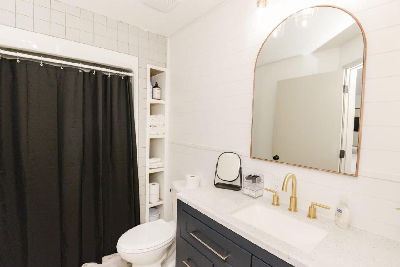 New Remodeled Townhome In Central Fargo Exterior foto